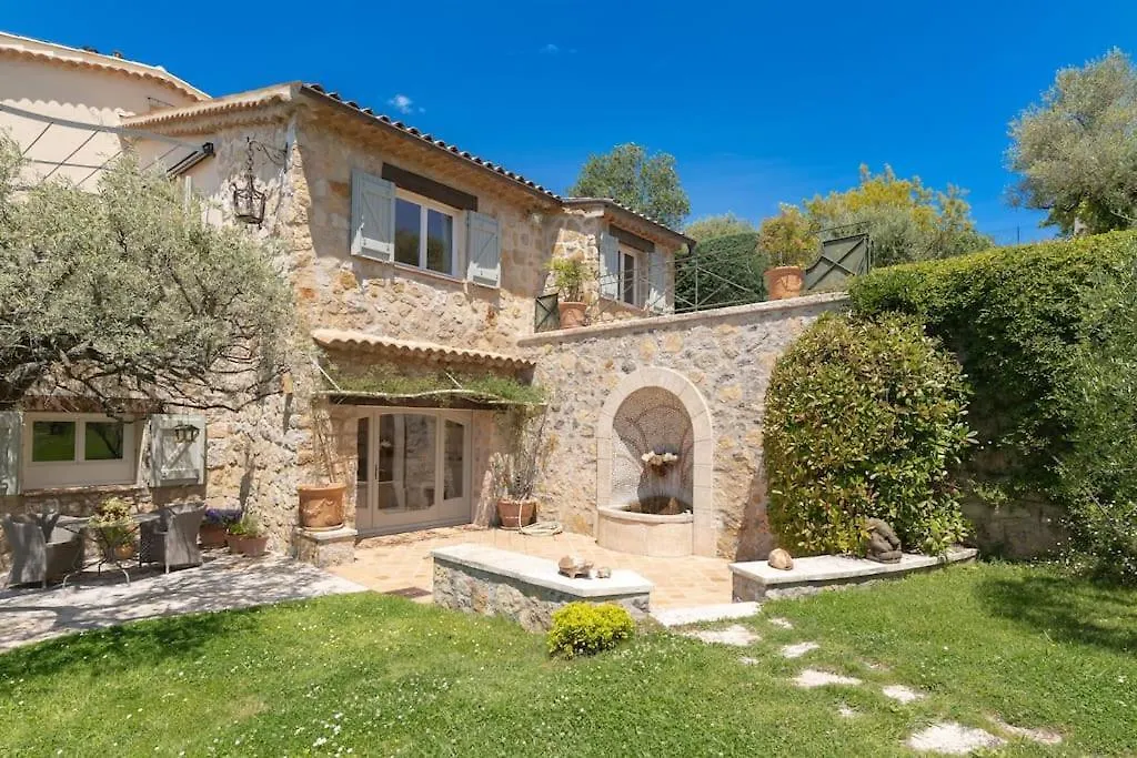 Villa With Separate Guesthouse With Panoramic View Montauroux France